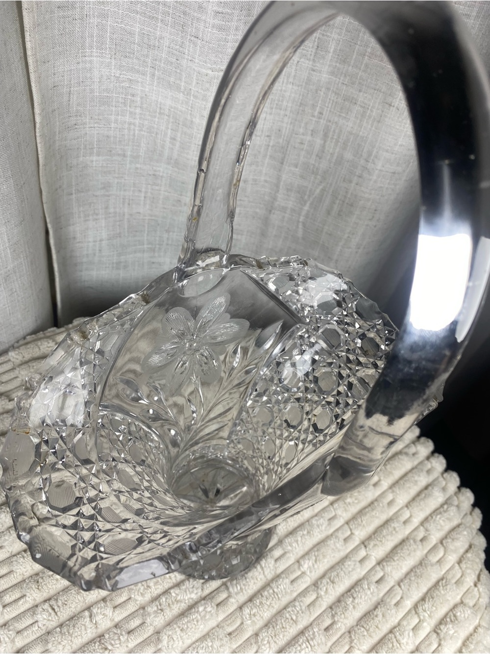 Vintage Crystal Glass Bride’s Basket Vase Flower Etched Starburst Base 11.5” - Picture 7 of 14
